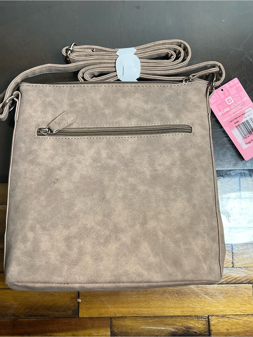 Stone Mountain USA 4-Handbags Bundle | New With Tags | Save Big $266 MSRP - Picture 9 of 16